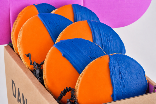 Knicks NY Black & White Cookie - Box of 6