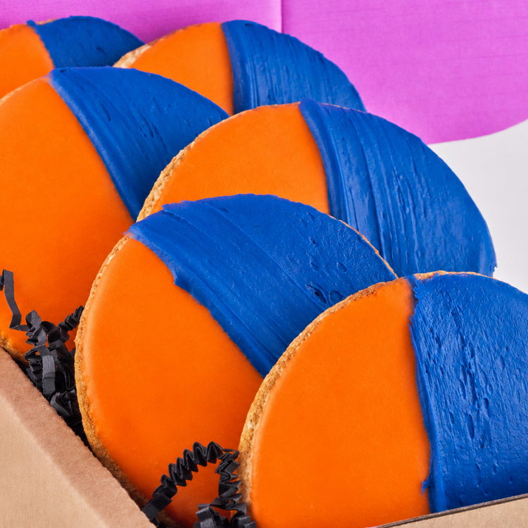 Knicks NY Black & White Cookie - Box of 6
